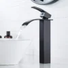 Monomando tipo cascada para Baño, negro mate| Acero Inoxidable
